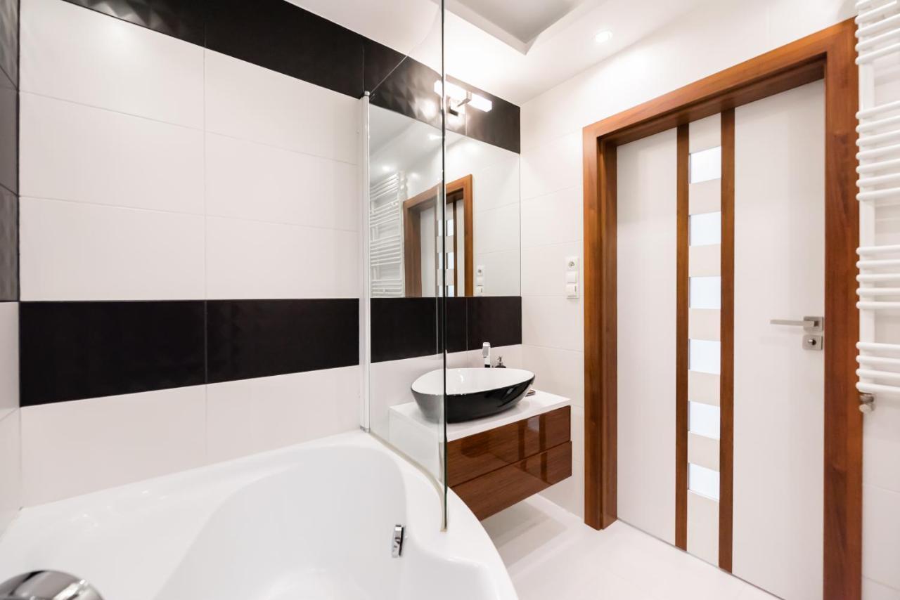 Bluszczanska Modern Urban Apartment Varşova Dış mekan fotoğraf